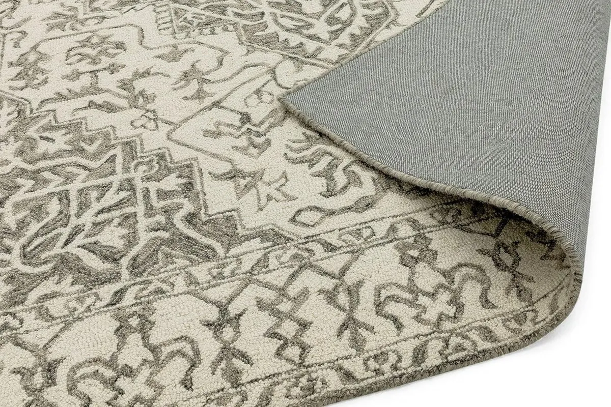 Bronte Traditional Medallion Hand Tufted 100% - Image 3