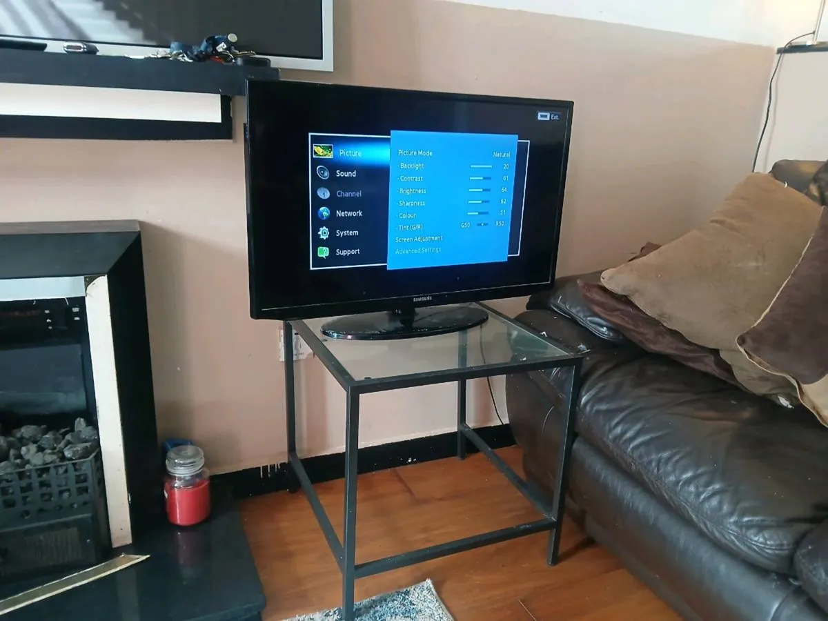 Samsung 32inch tv - Image 1