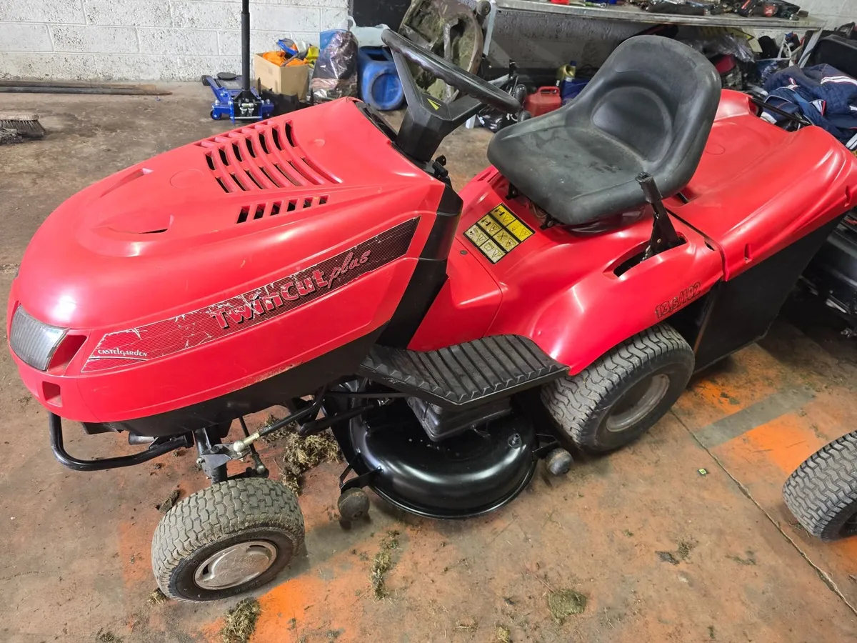 Ride on mowers - Image 4