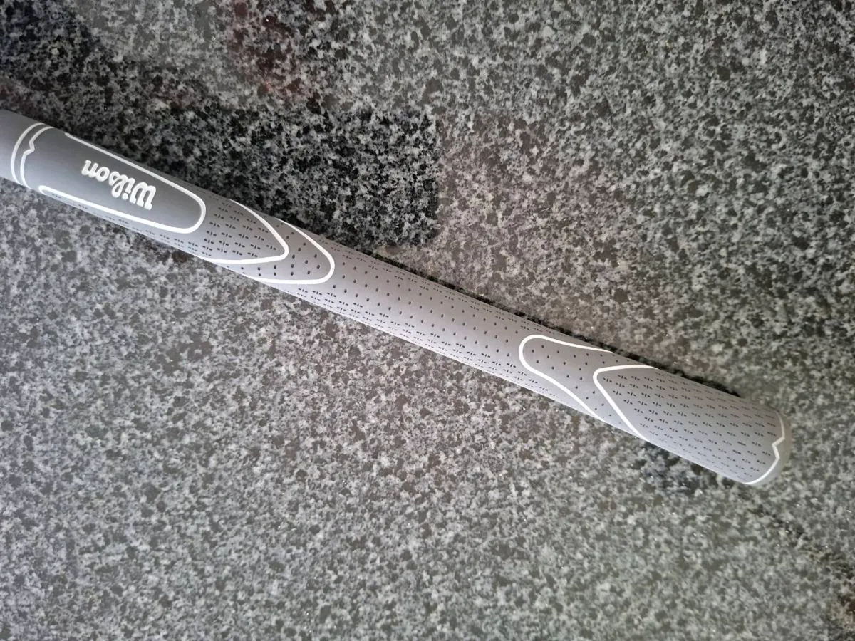 LADIES - NEW Wilson 3 wood 15' - Image 4