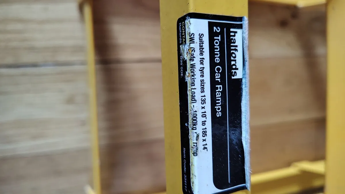 Axle stand, ramps, grinder, alarm - Image 2