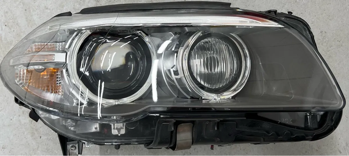 Headlight Refurbishment Service