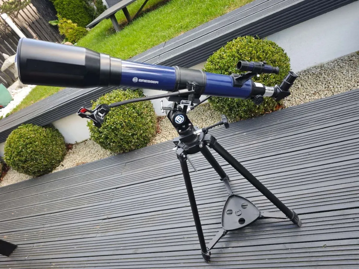Bresser Skylux Telescope 70/700 mm + phone holder - Image 1