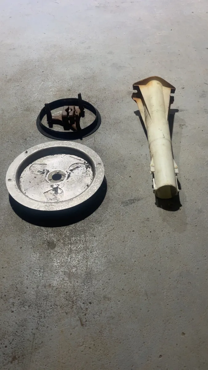 manure spreader - Image 4