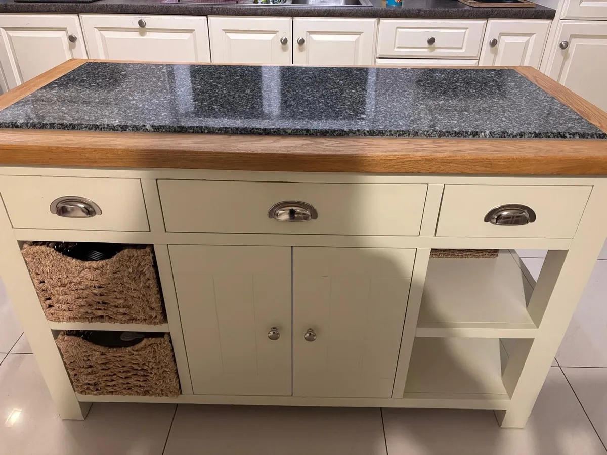 kitchen Island - Image 1