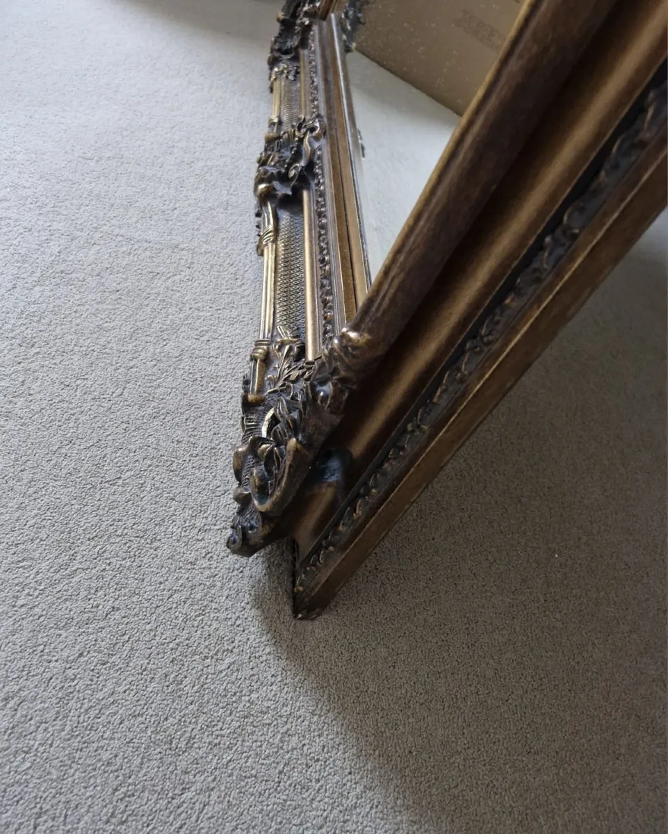 Large 7ft x 5ft ornate gilt mirror - Image 4