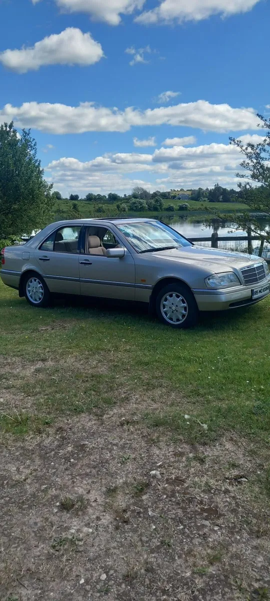 Mercedes-Benz C-Class 1995 - Image 1