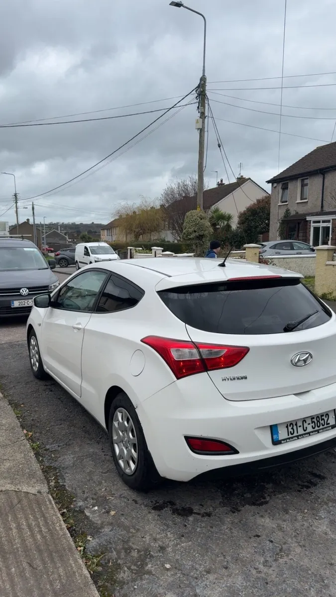 2013 Hyundai i30 - Image 2