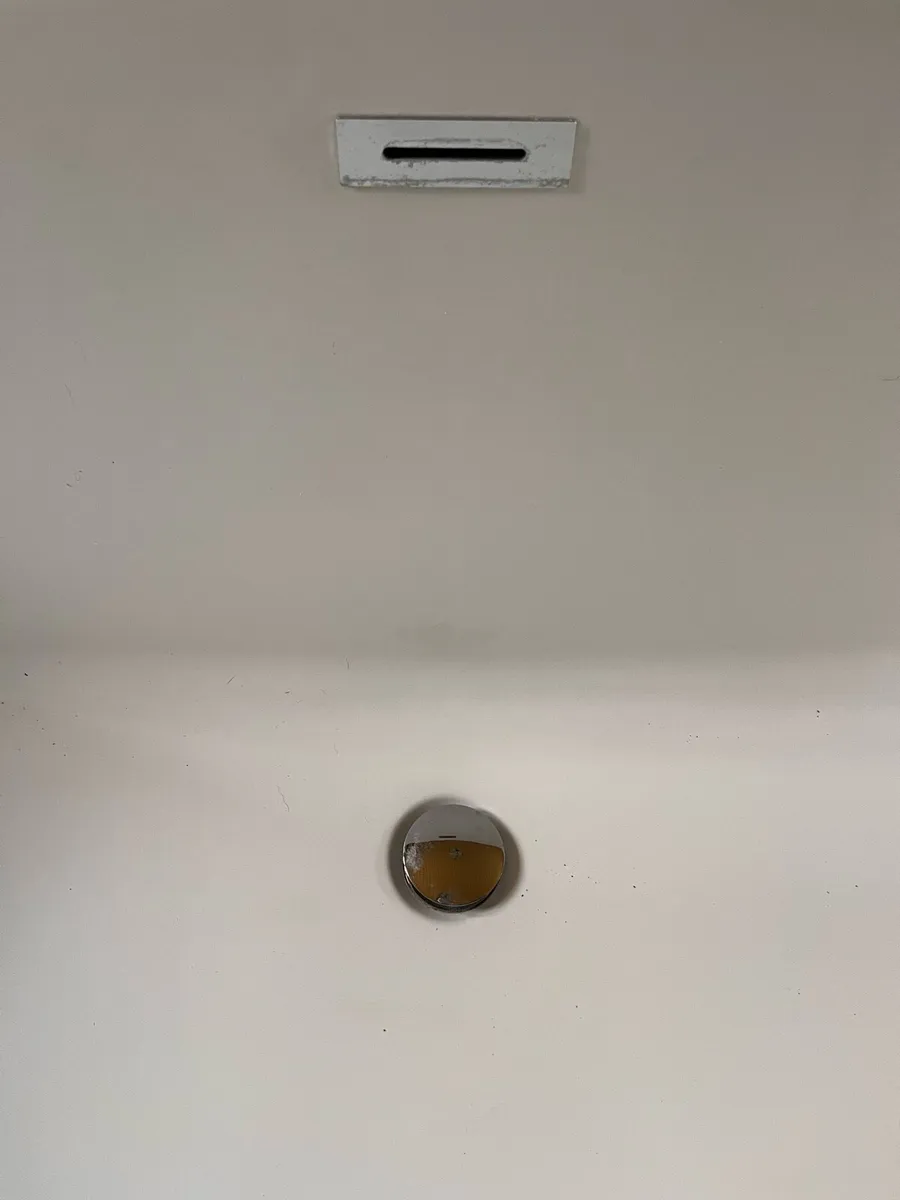 Freestanding bath - Image 4