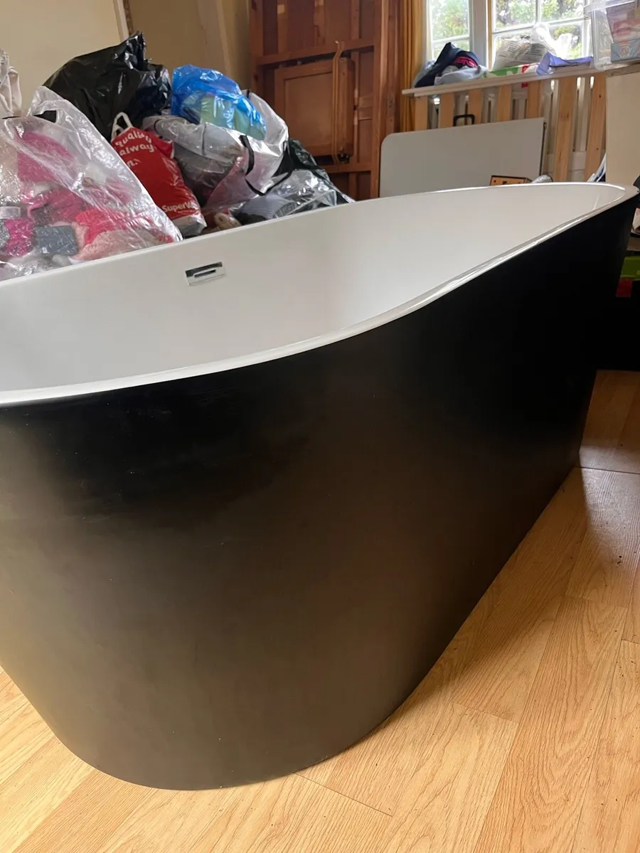 Freestanding bath - Image 3
