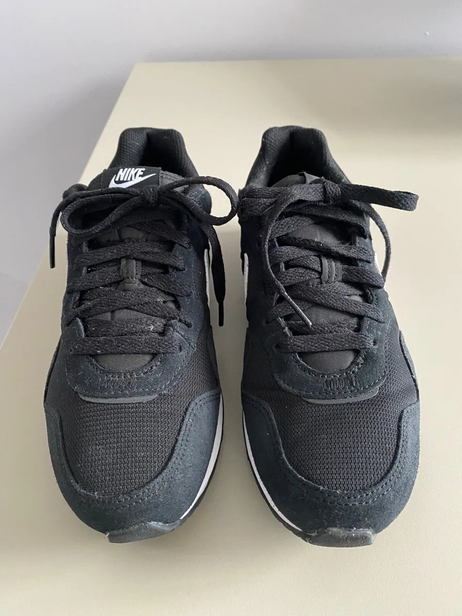 Nike Trainers - Image 1