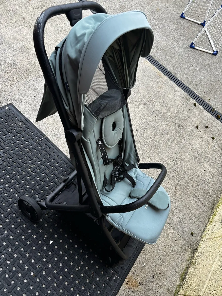 Stroller - Image 2