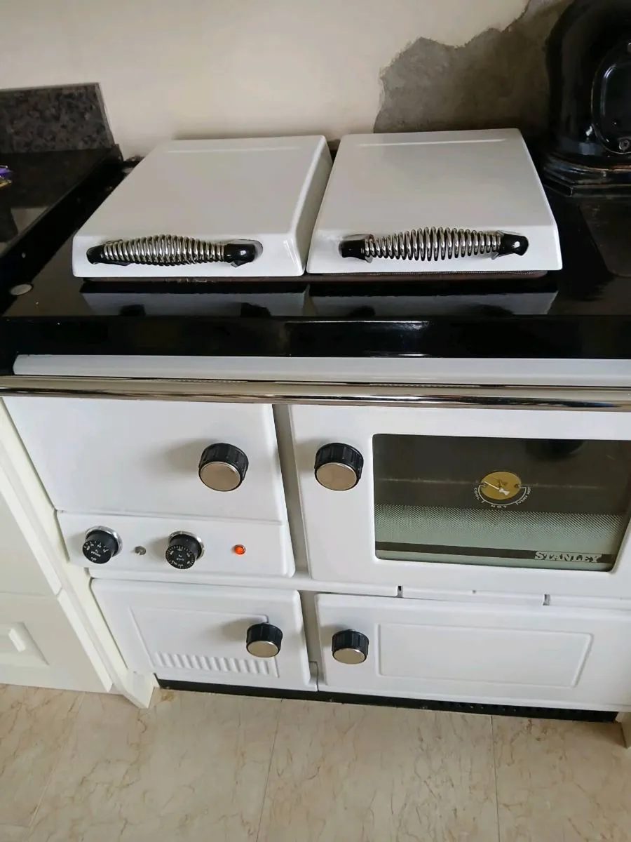 Stanley oil range - Image 2