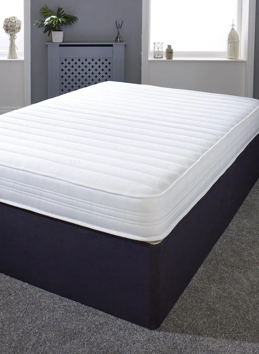 White Sirocco Hybrid Small Double Mattress (120 x - Image 2