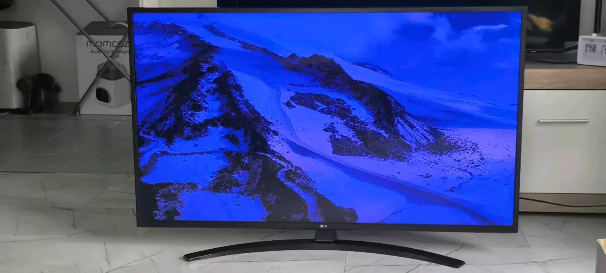 50" TV LG, SMART,4K, HDR, read ad - Image 3