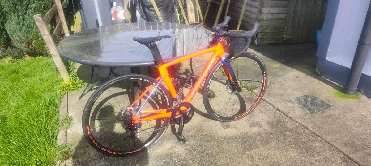 Specialized Alles Sprint Comp Disc Road Bike - Image 2