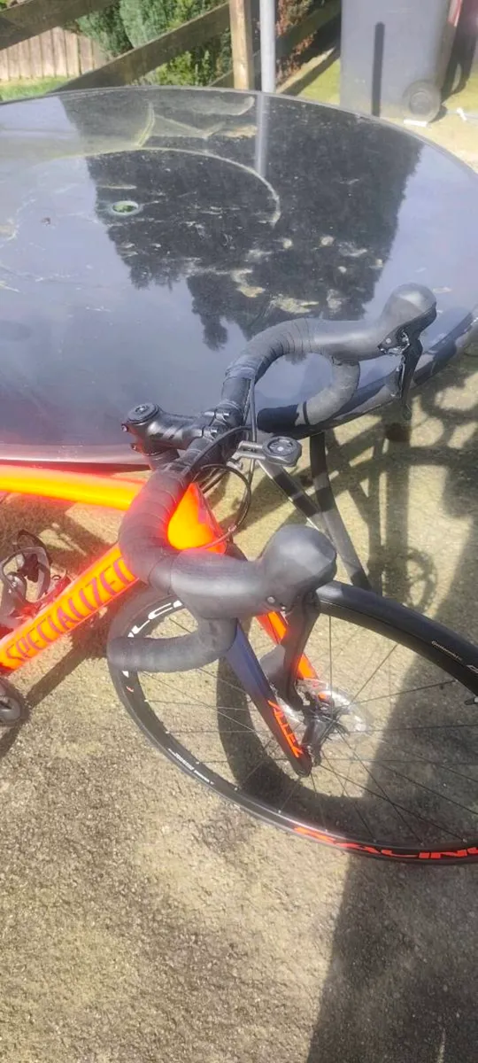 Specialized Alles Sprint Comp Disc Road Bike - Image 3