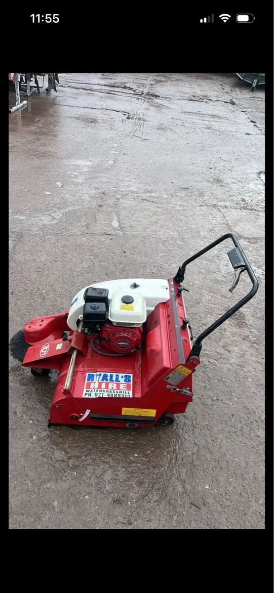 Walk behind Petrol Sweeper & Collector Brush - Image 2