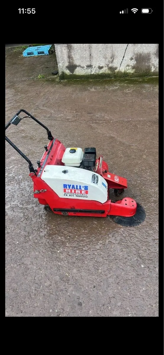 Walk behind Petrol Sweeper & Collector Brush - Image 1