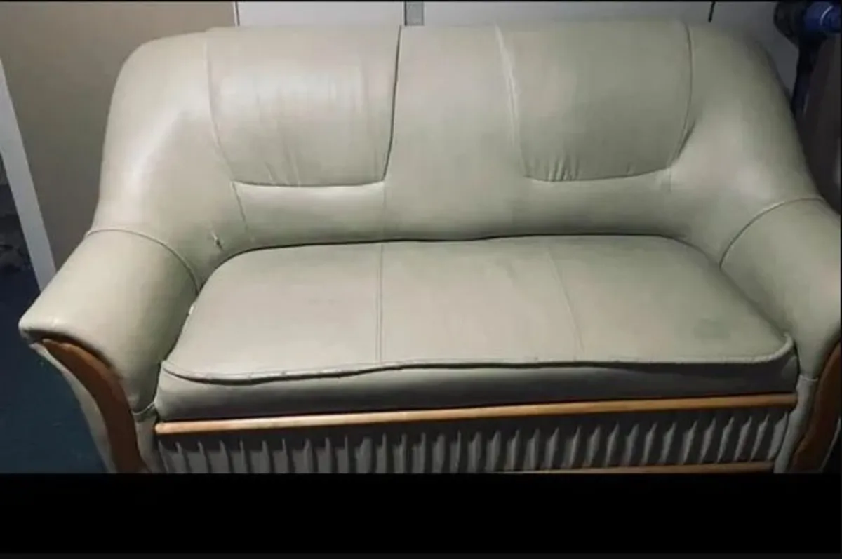 3 SEATER
