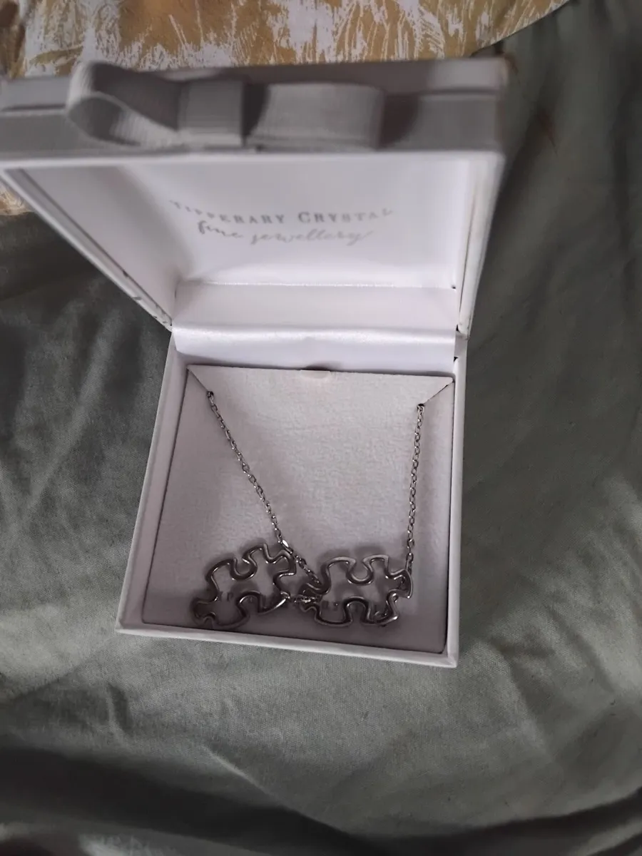 Tipperary crystal necklace