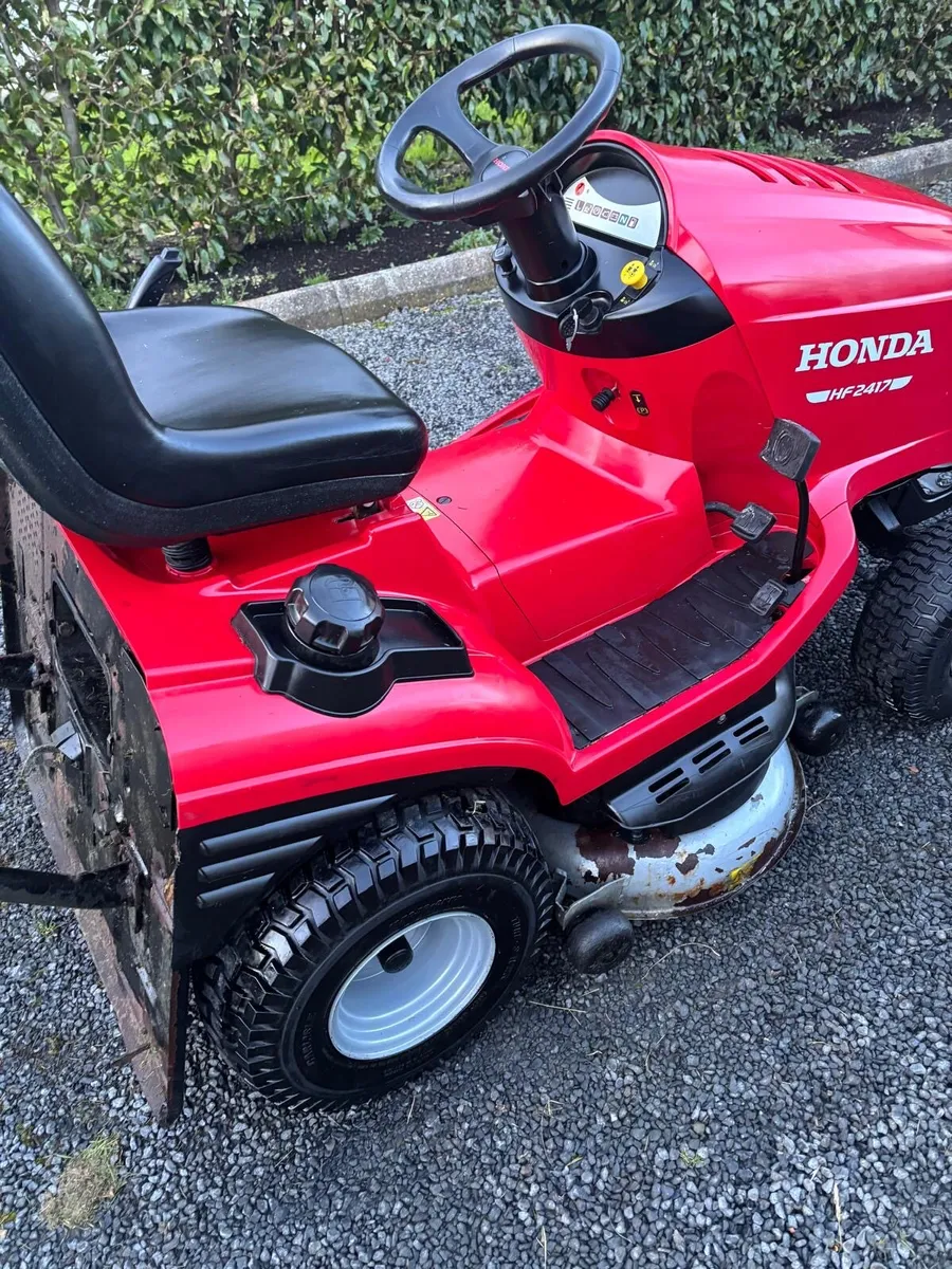 Honda 2417 Lawnmower - Image 2