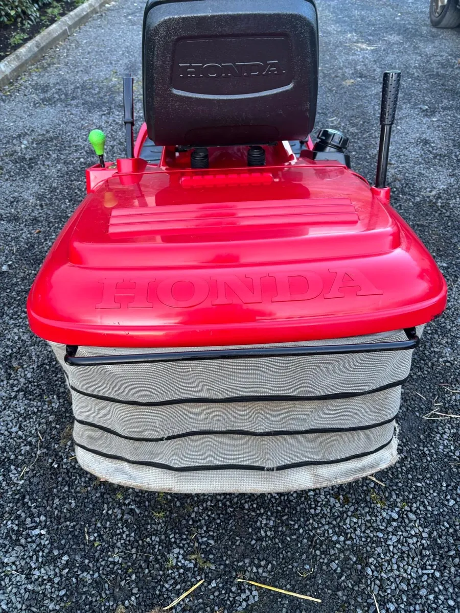 Honda 2417 Lawnmower - Image 4