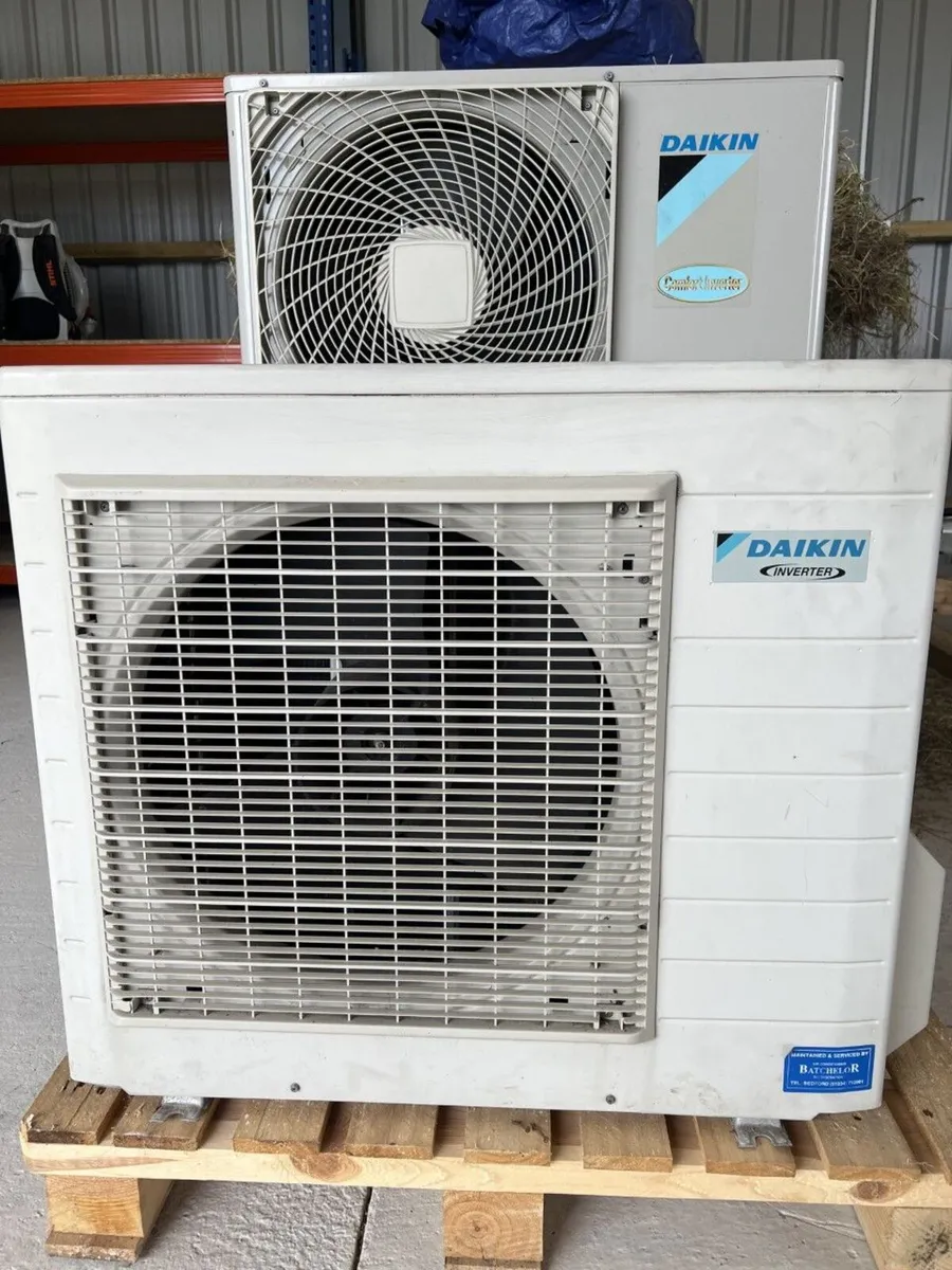 3 x Daikin Hot & Cold Air Conditioning Unit - Image 3