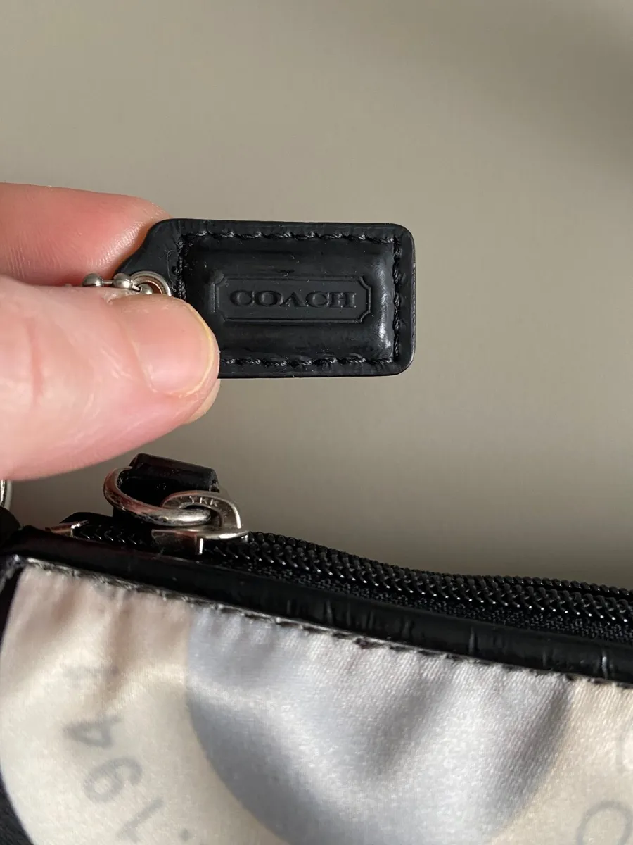 Coach handbag - Image 2