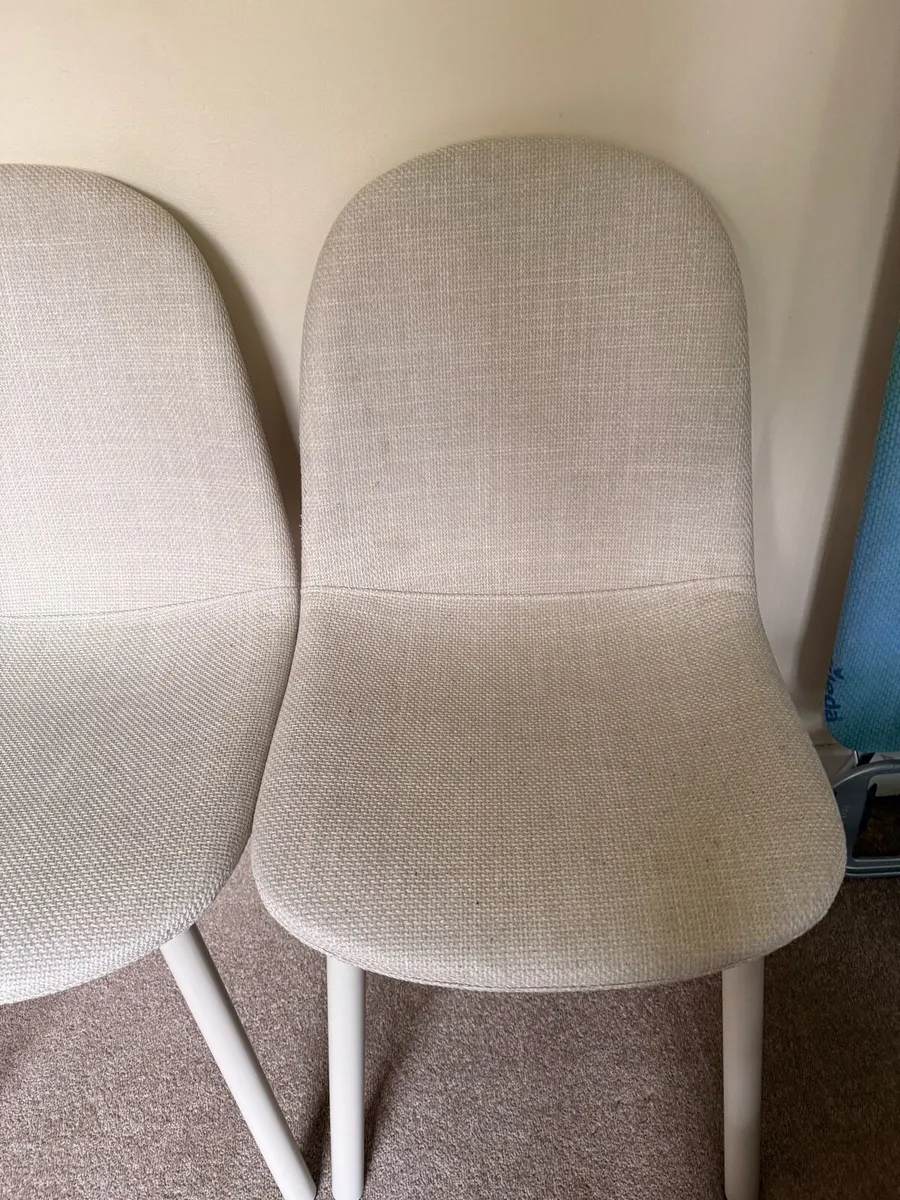 Dinning chairs - Image 1