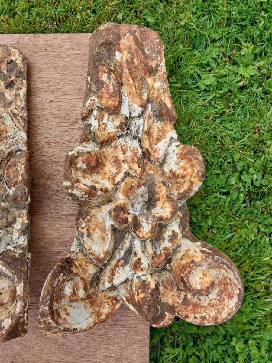 7 Salvage Corbels - Image 4