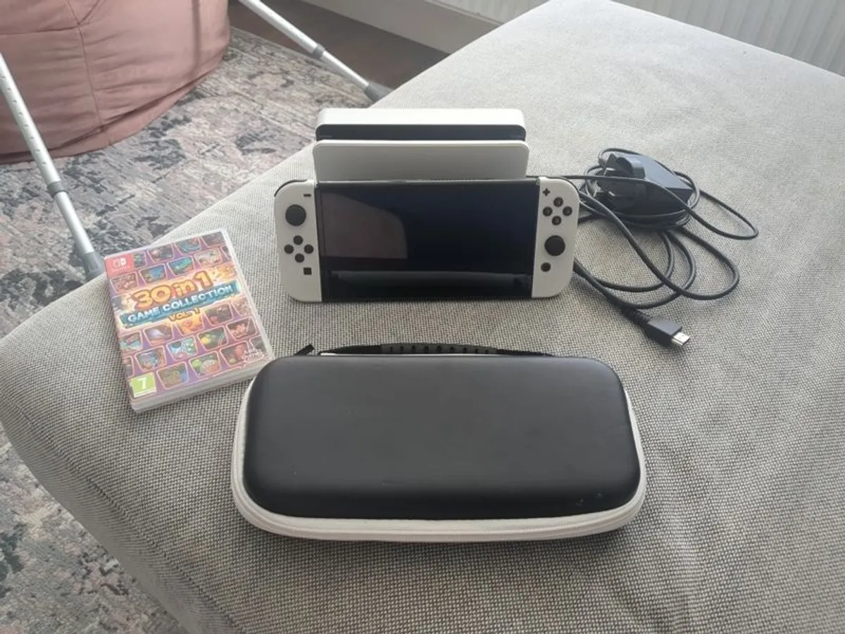 Nintendo Switch White Oled