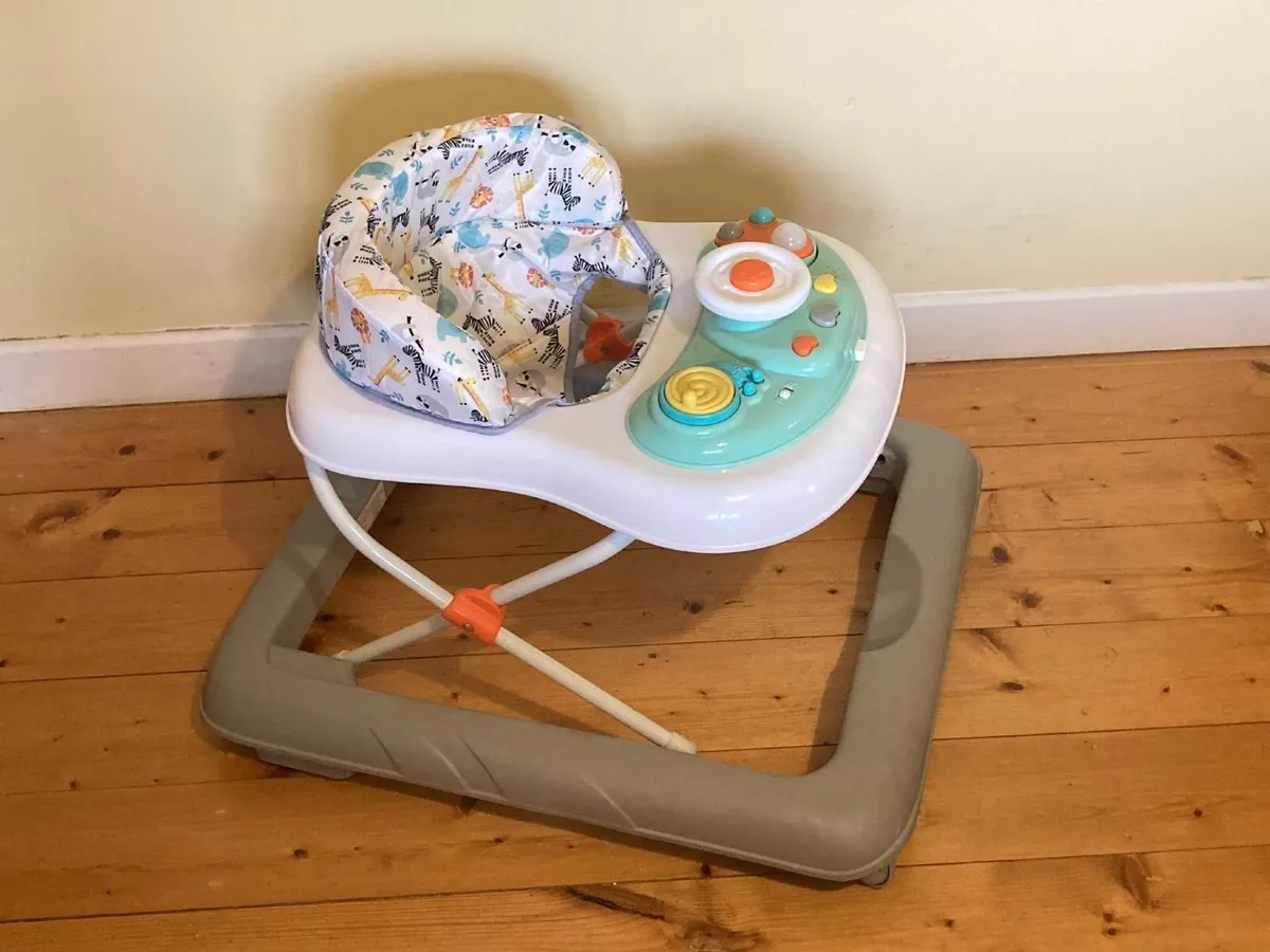 Babylo Easy Up Baby Walker – Excellent Condition - Image 2