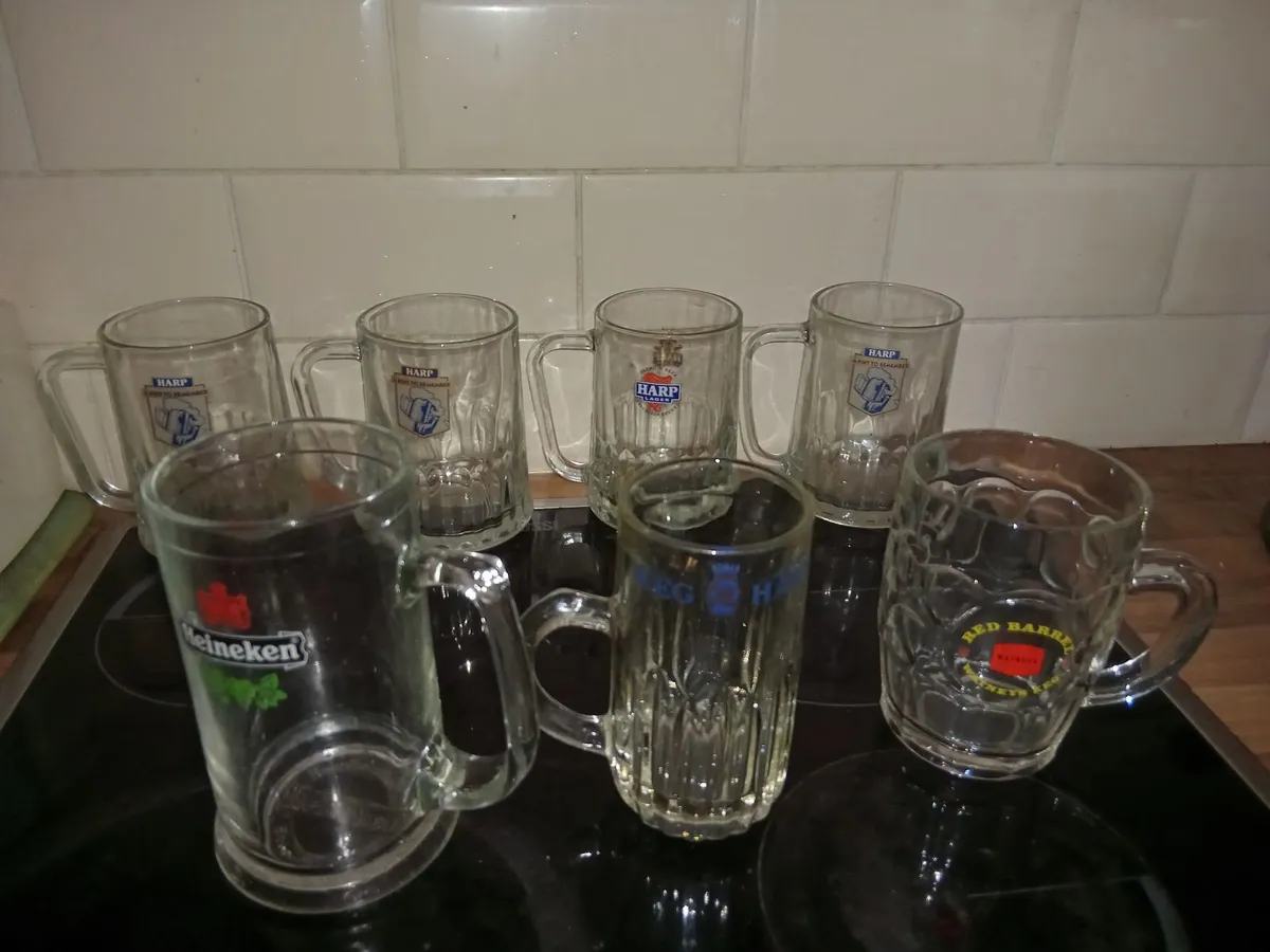7 TANKARDS - Image 1