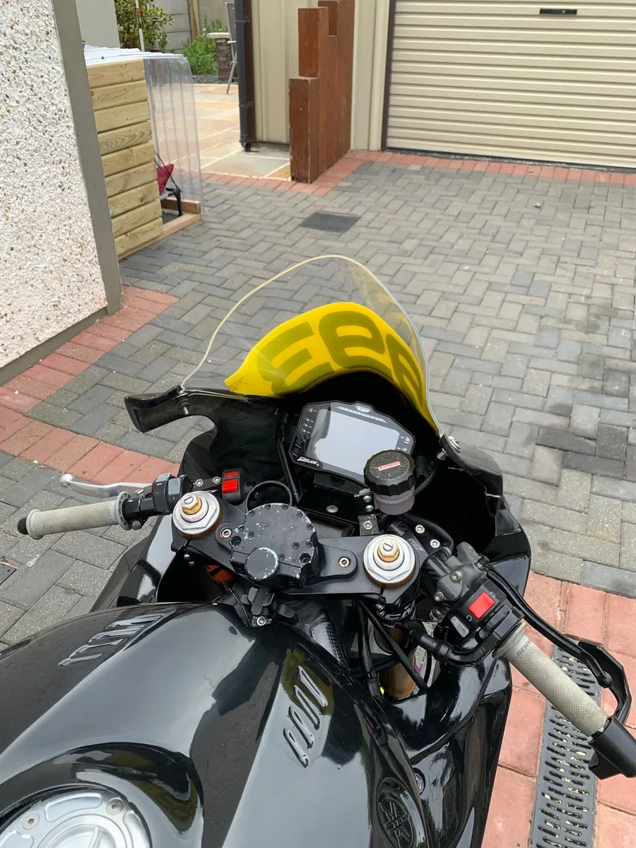 Yamaha 13S R6 race bike - Image 2