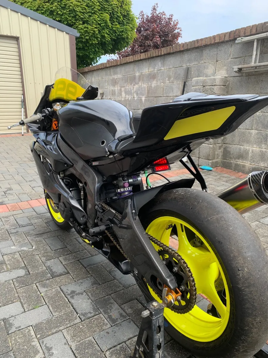 Yamaha 13S R6 race bike - Image 3