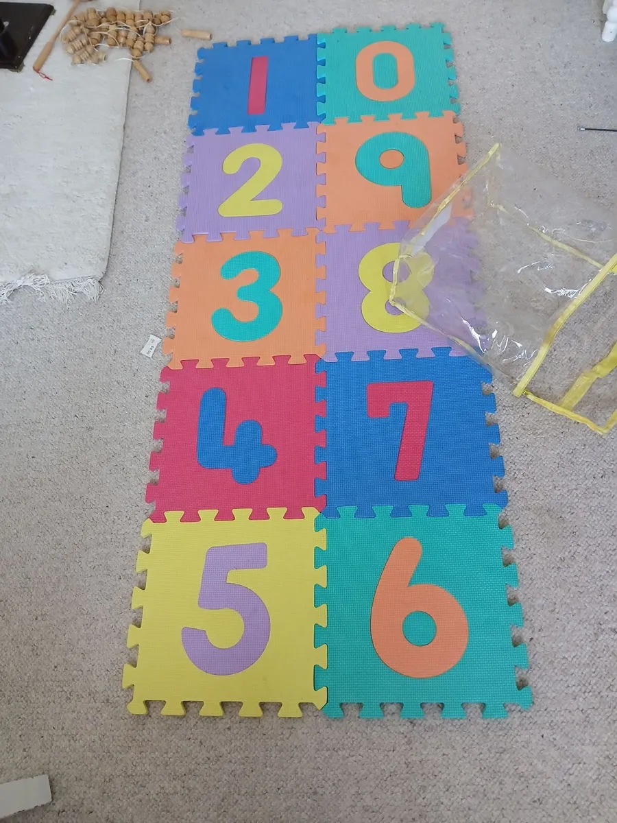 Box of Toys - Image 4