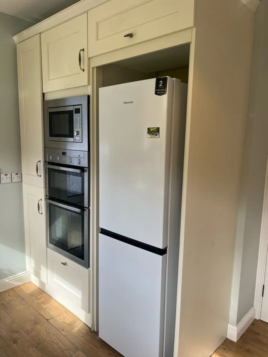 Full kitchen - Image 2