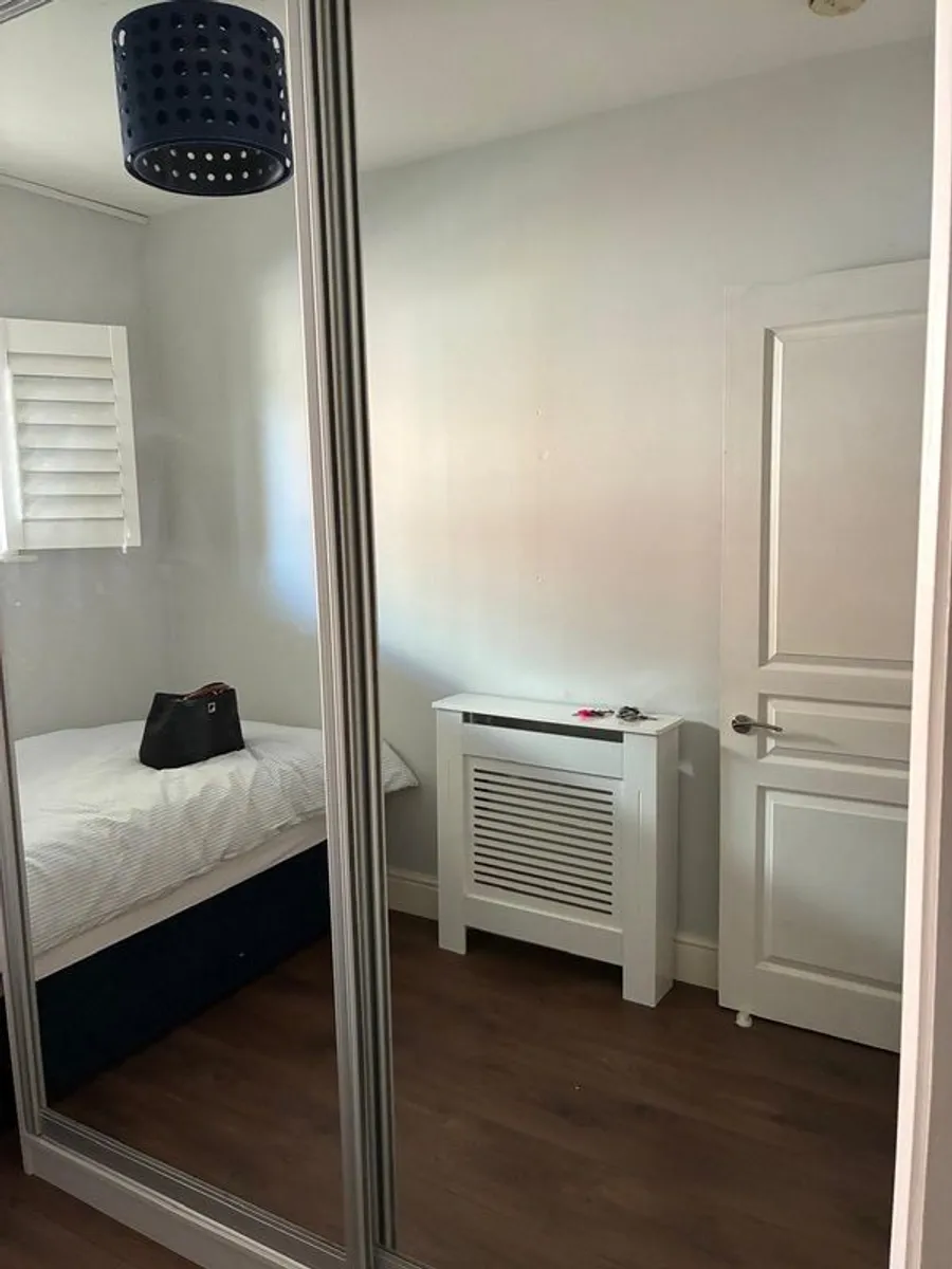 Mirror Sliding Wardrobe Doors - Image 2