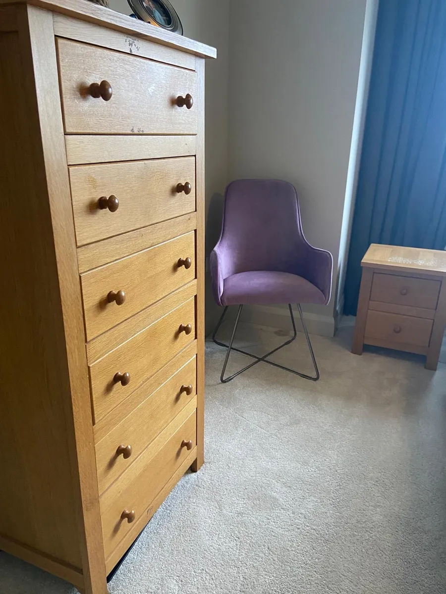 Bedroom furniture - Image 1