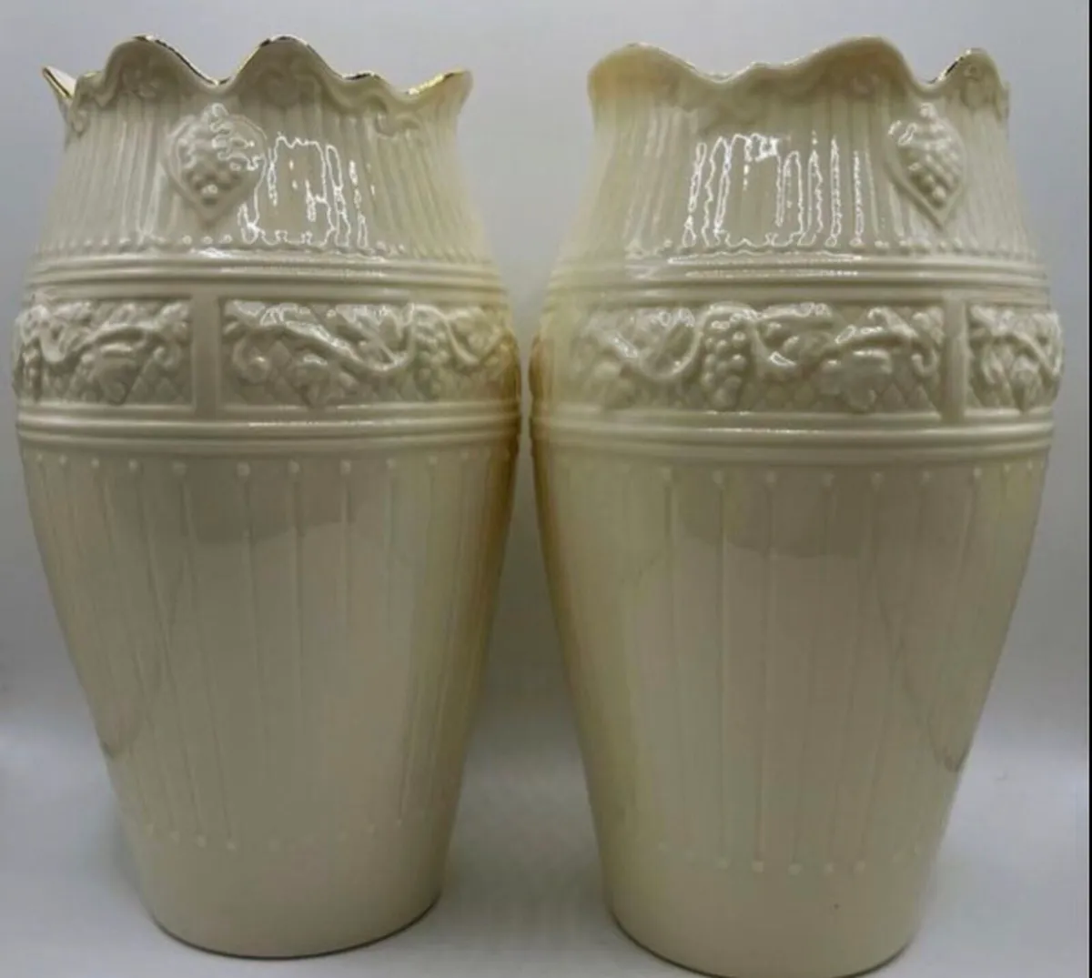 Pair vintage Belleek Vases - Image 3