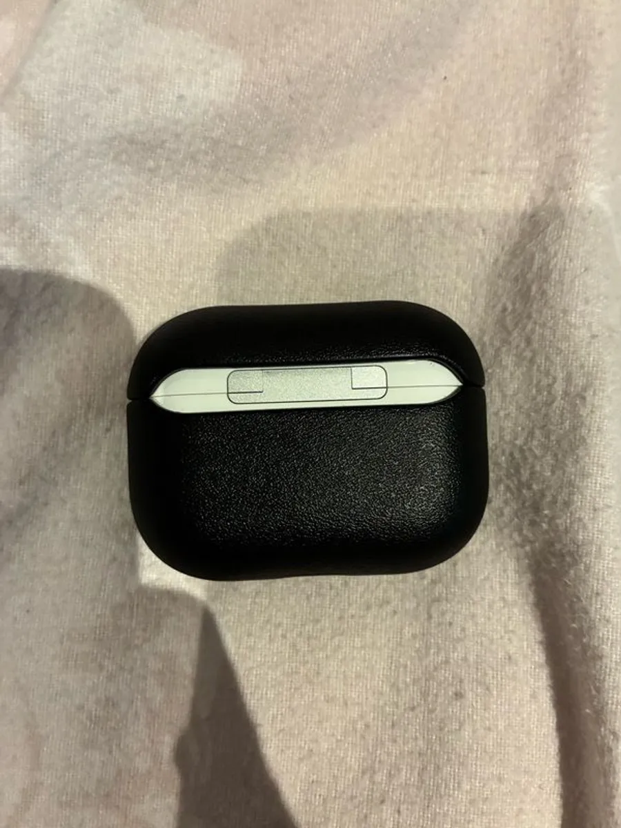 AirPods Pro 2 - Image 3