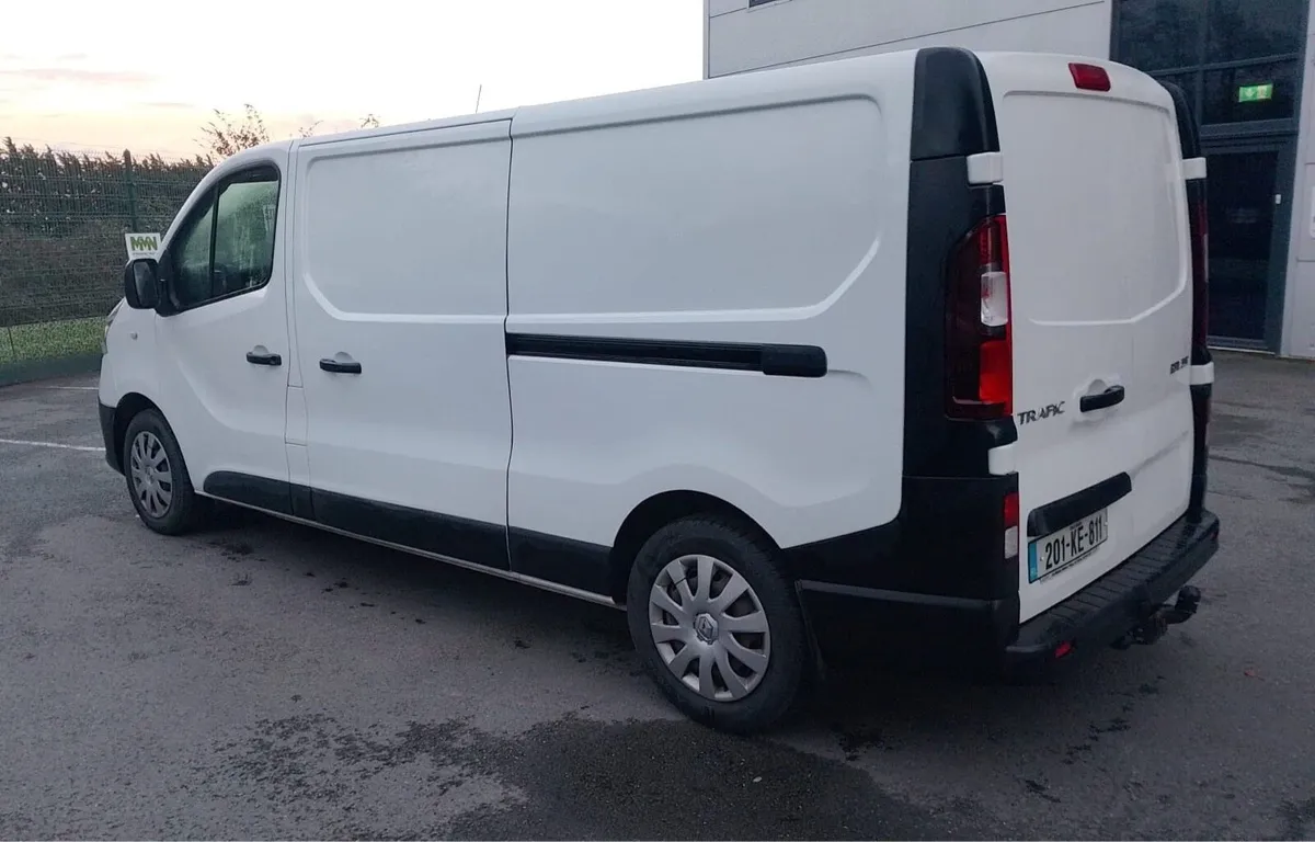 Renault traffic - Image 4