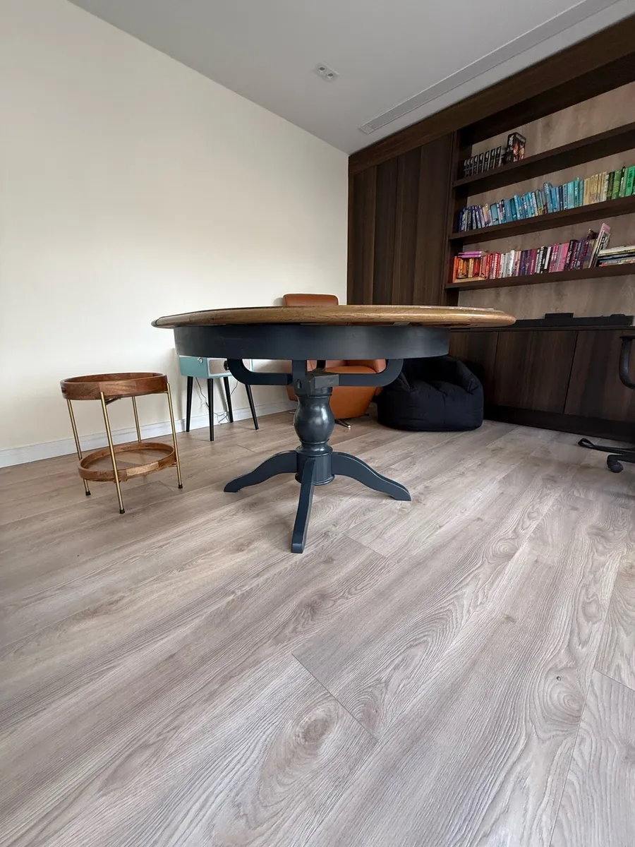 Extendable Digital Dining Table - Image 4