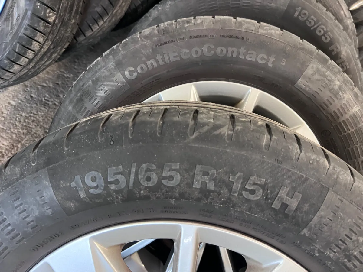 r15 Volkswagen  Original genuine  factory sport - Image 2