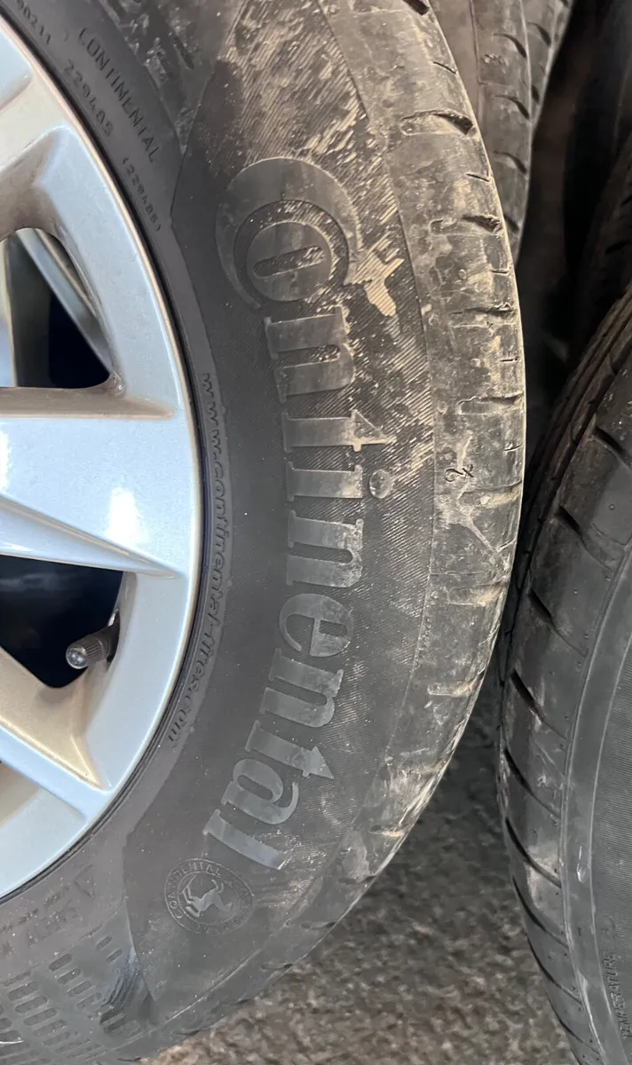 r15 Volkswagen  Original genuine  factory sport - Image 3