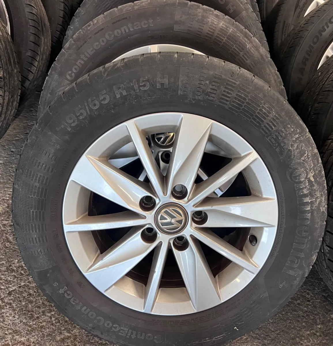 r15 Volkswagen  Original genuine  factory sport - Image 1