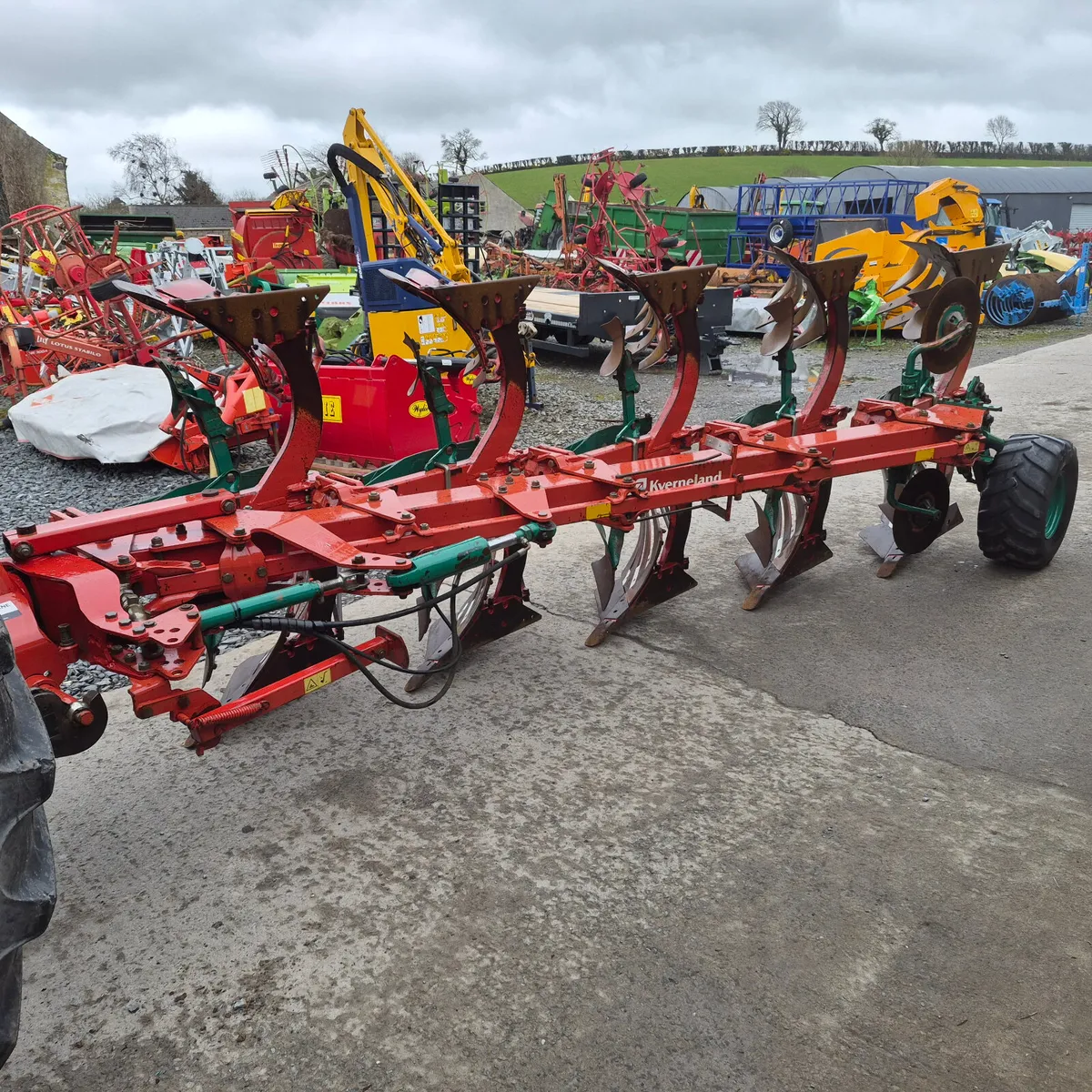 Kverneland 5 furrow Slatted Plough - Image 4