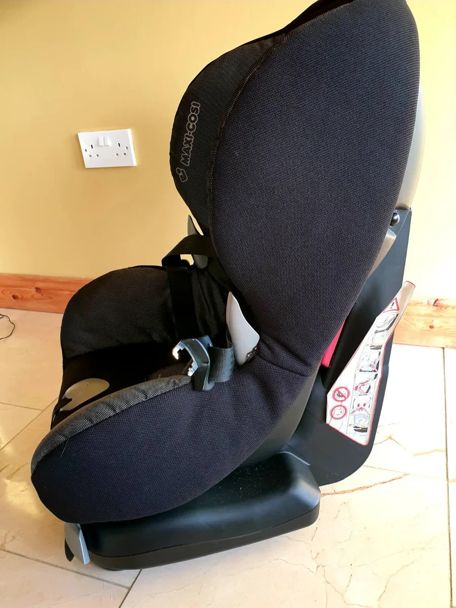 Maxi cosi car seat - Image 3