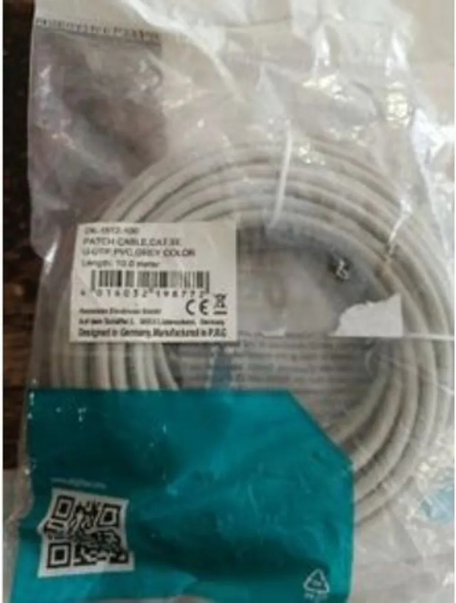 Cat 5e Gigabit Ethernet 10m Brand New